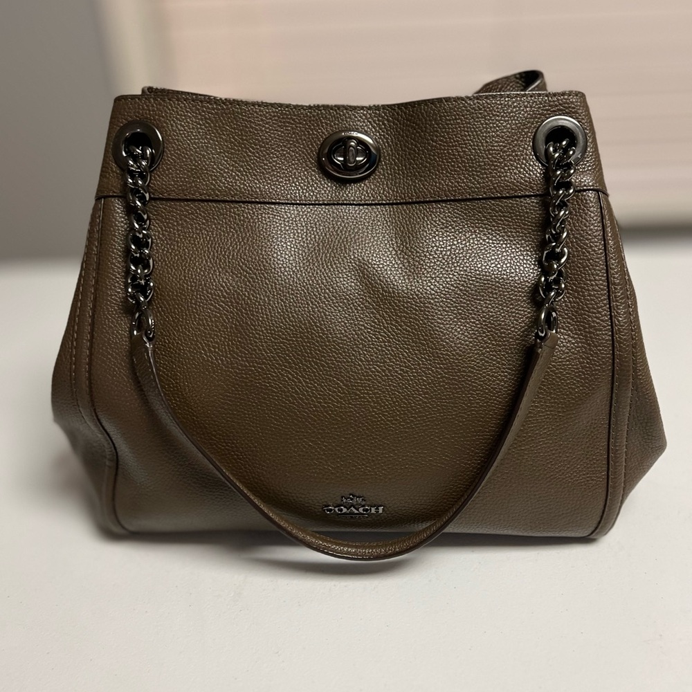 Coach Turnlock Edie Shoulder Bag